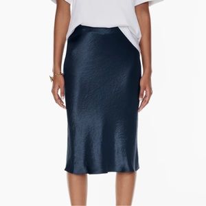 Aritzia Babaton midi slip skirt sz 2
